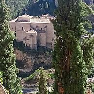 Charming Apartment With Beautiful Views in old Town of Cuenca