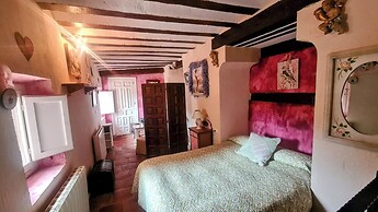 Charming Apartment With Beautiful Views in old Town of Cuenca