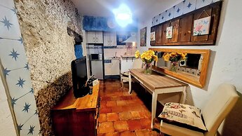 Charming Apartment With Beautiful Views in old Town of Cuenca