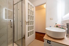 Beautiful House In Porta Soprana Genova