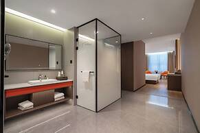 World Hotel Hualian Shoppin Plaza branch