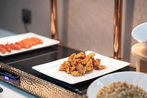 World Hotel Hualian Shoppin Plaza branch