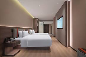 World Hotel Hualian Shoppin Plaza branch