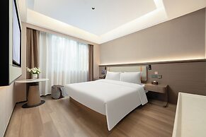 World Hotel Jinan Fengming Road