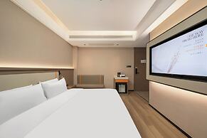 World Hotel Jinan Fengming Road