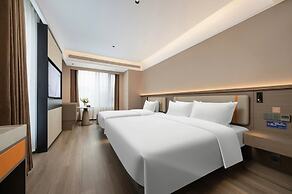 World Hotel Jinan Fengming Road
