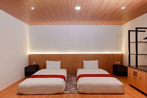 The Sikarim Waterfall View Villa