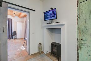 Bocca Al Lupo Apartments