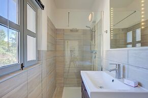 Bocca Al Lupo Apartments