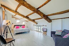 Bocca Al Lupo Apartments
