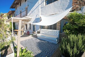 Bocca Al Lupo Apartments