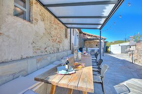 Bocca Al Lupo Apartments