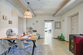 Bocca Al Lupo Apartments