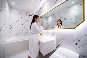 Insta Hotel - Main Branch