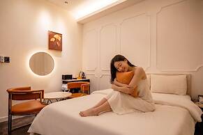 Insta Hotel - Main Branch