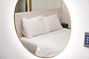 Insta Hotel - Main Branch