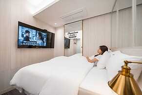 Insta Hotel - Main Branch