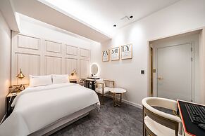 Insta Hotel - Main Branch