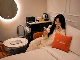 Insta Hotel - Main Branch