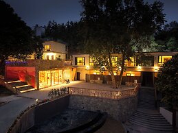 Qinhuang.tingquanshanju