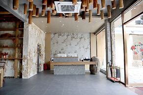 Qinhuang.tingquanshanju