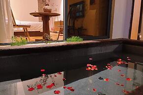 Qinhuang.tingquanshanju