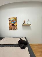 10BR Apt for Groups 8Min to Rathausplatz