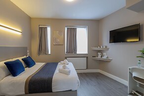 Paragraph Palmers Green