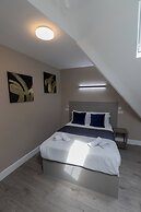 Paragraph Palmers Green