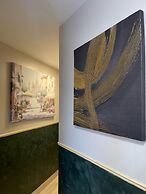 Paragraph Palmers Green