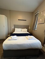 Paragraph Palmers Green