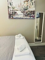 Paragraph Palmers Green