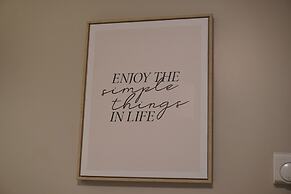 Paragraph Palmers Green