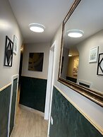 Paragraph Palmers Green