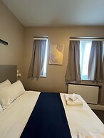 Paragraph Palmers Green