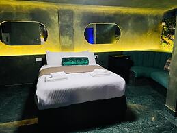 Paragraph Palmers Green