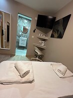 Paragraph Palmers Green