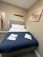 Paragraph Palmers Green