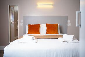 Paragraph Palmers Green