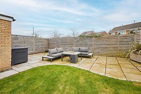 Host Stay Chestnut Close