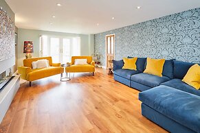 Host Stay Chestnut Close