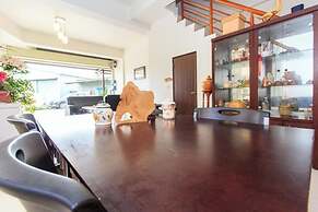 Yilan Dongshan Cypress B&B