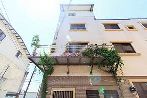Yilan Dongshan Cypress B&B