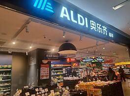 Tyms 3BR 2BA Apt Near Stadium Line 1 4