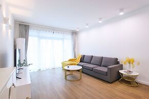 Tyms 3BR 2BA Apt Near Stadium Line 1 4