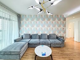 Tyms 3BR 2BA Apt Near Stadium Line 1 4