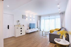 Tyms 3BR 2BA Apt Near Stadium Line 1 4