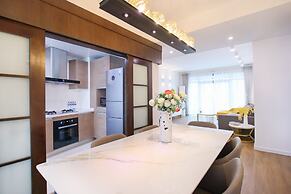 Tyms 3BR 2BA Apt Near Stadium Line 1 4