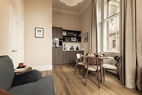 Moment George IV Bridge