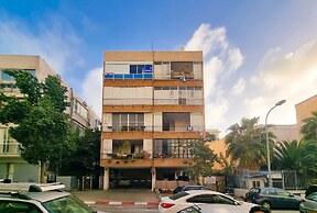 Geula Tulipe in Tel Aviv-yafo